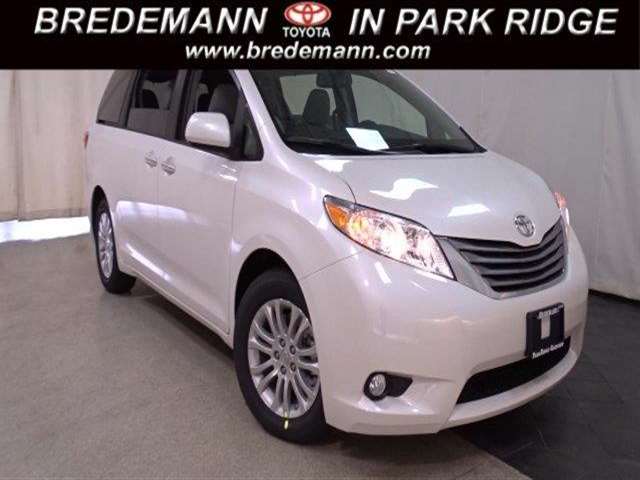 2017 Toyota Sienna XLE